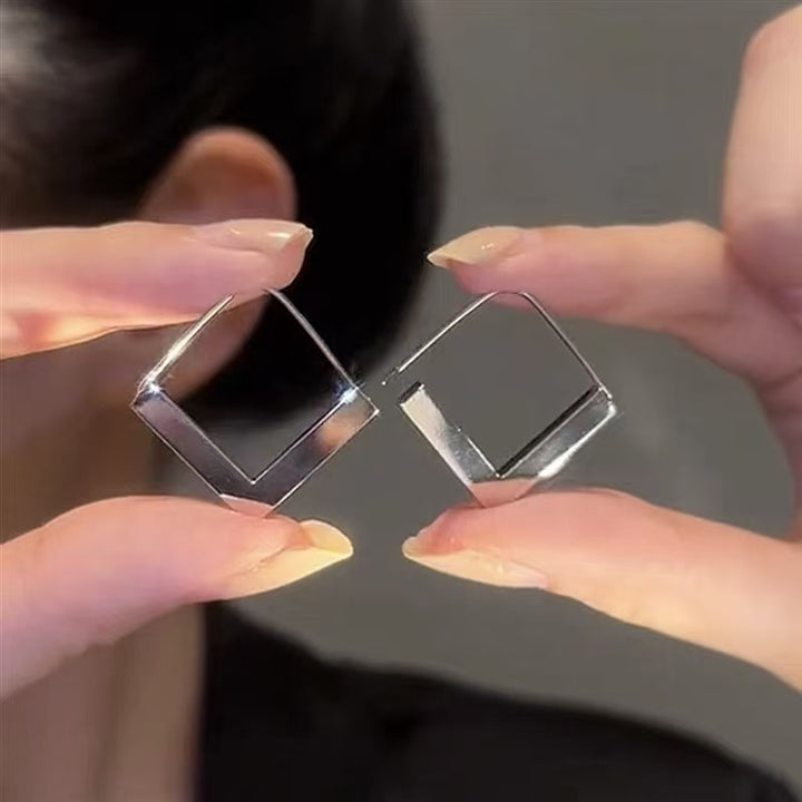 Ohrringe aus 925er Silber mit geometrischem Design
