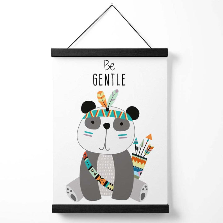 Poster mit Panda-Zitat „Sei sanft“ (mit Aufhänger)