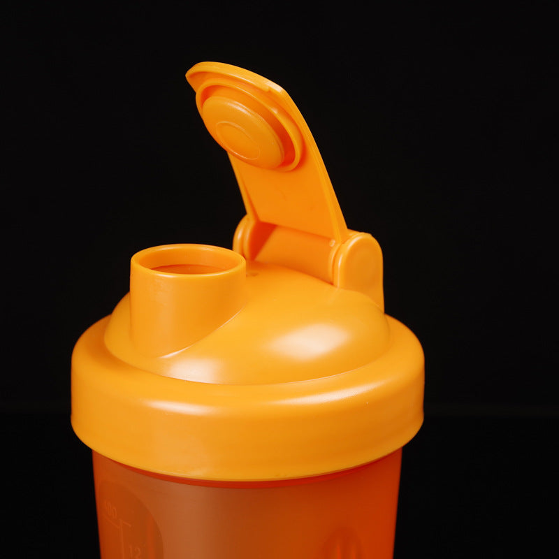 Unisex Shakerflasche mit Auslaufschutz und Messskala Karnz