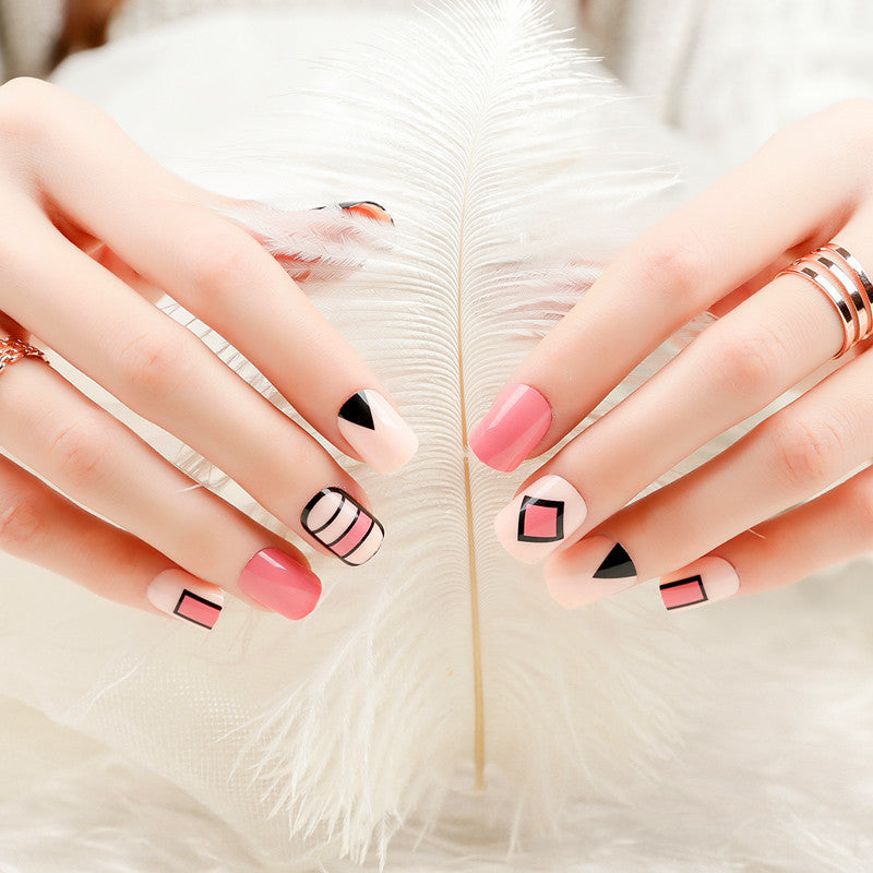 Künstlerisches geometrisches Press-On-Nagel-Set