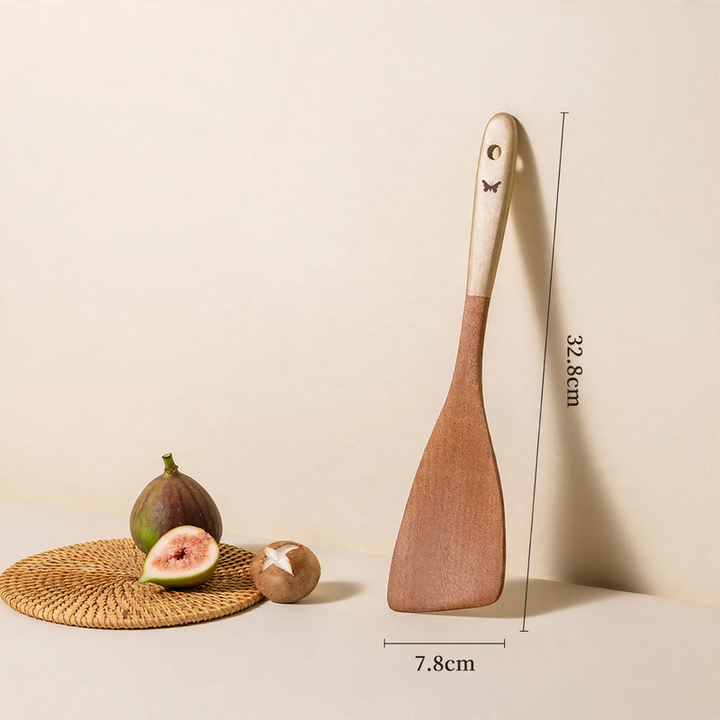 Kochbesteck aus Holz, verschiedene Formen