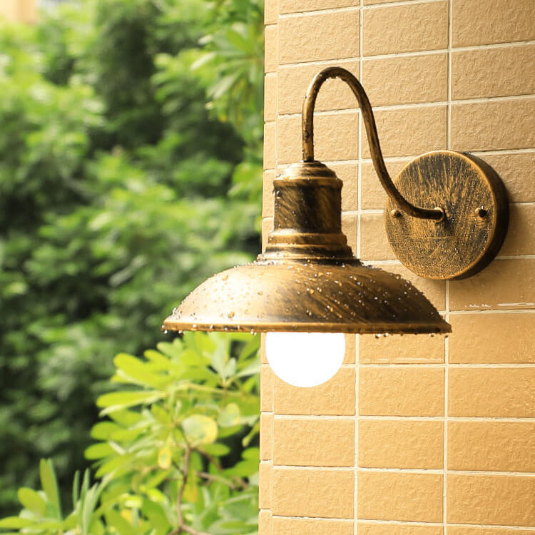 Retro Loft Dome Eisen Außen Wasserdicht 1-Licht Gebogene Arm Wand Sconce Lampe | Karnz