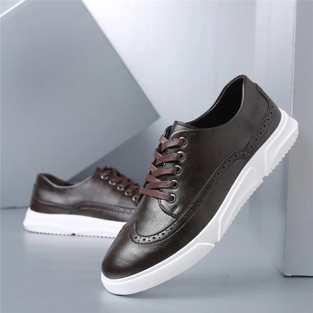 Leder Brogue Sneaker mit Gummisohle