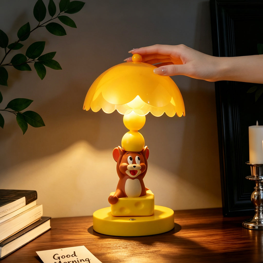 Jerry-Käse-Tischlampe aus ABS