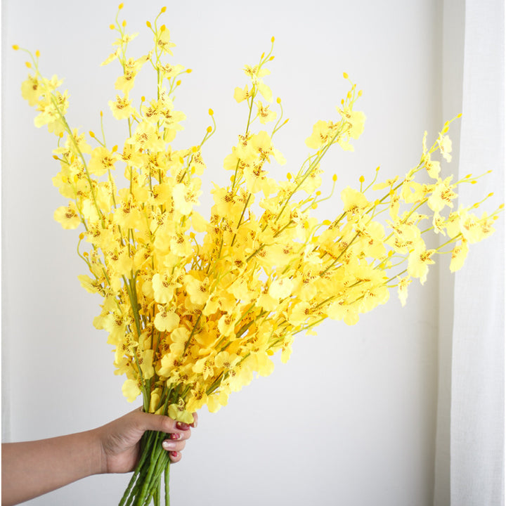 Eleganter Kunstblumenstrauß