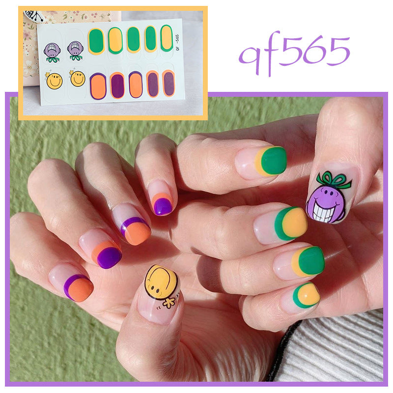 Künstliche Nagelkunst mit Smileys und Herzen Karnz