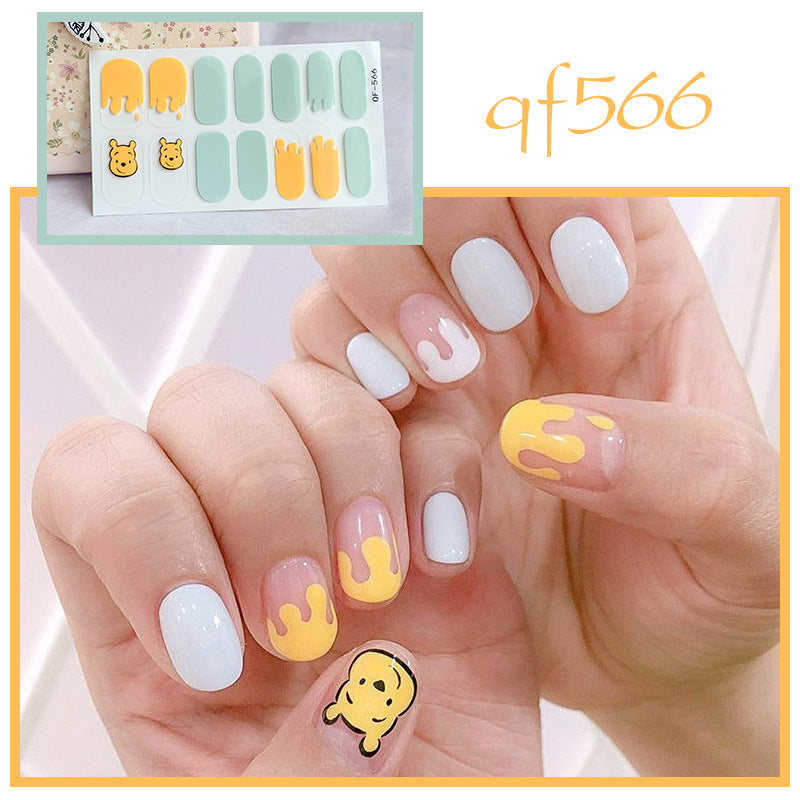Künstliche Nagelkunst mit Smileys und Herzen Karnz