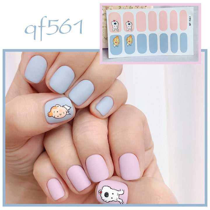 Künstliche Nagelkunst mit Smileys und Herzen Karnz