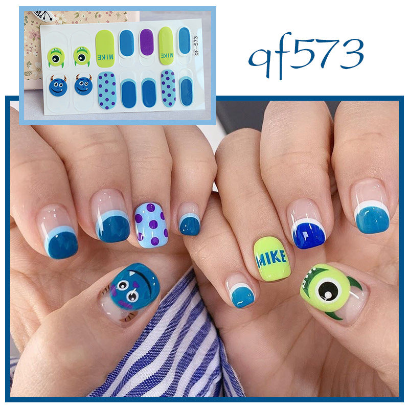 Künstliche Nagelkunst mit Smileys und Herzen Karnz