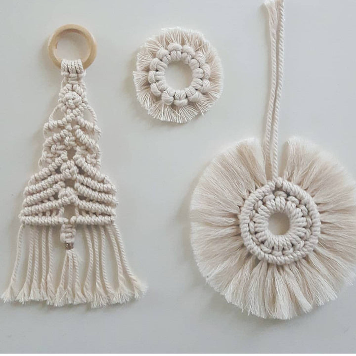 Dekorative Makramee Wandornament Karnz