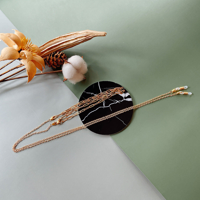 Modische Kette mit Filigranen Details Karnz