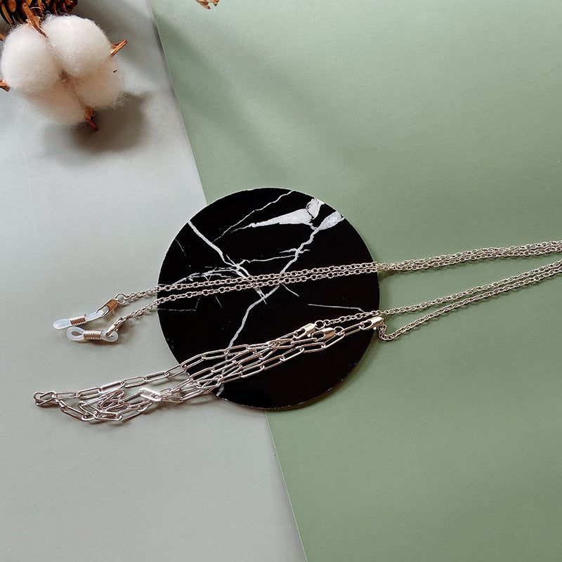 Modische Kette mit Filigranen Details Karnz