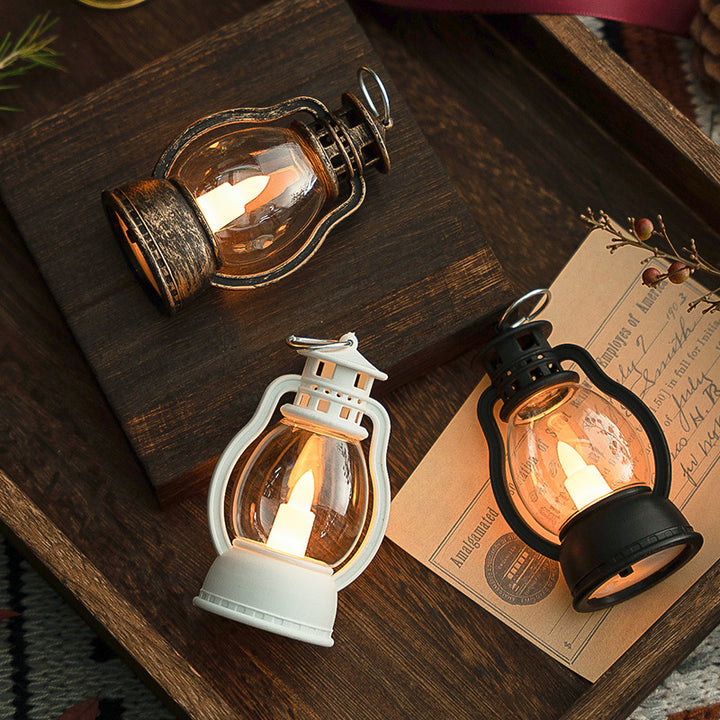 Dekorative Vintage-Laterne mit LED-Kerze