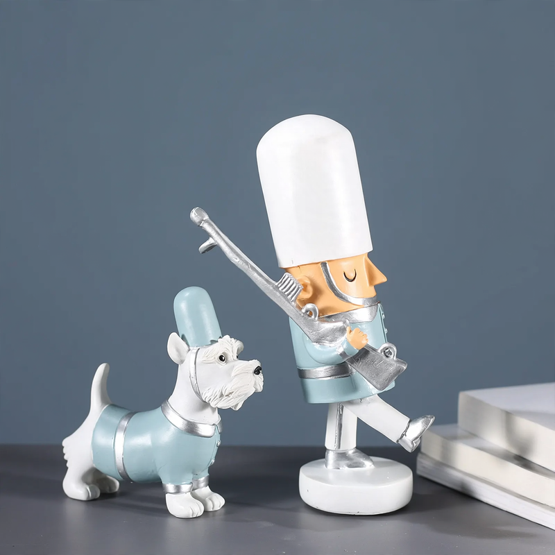Dekorative Nussknacker-Figur Soldat mit Hund