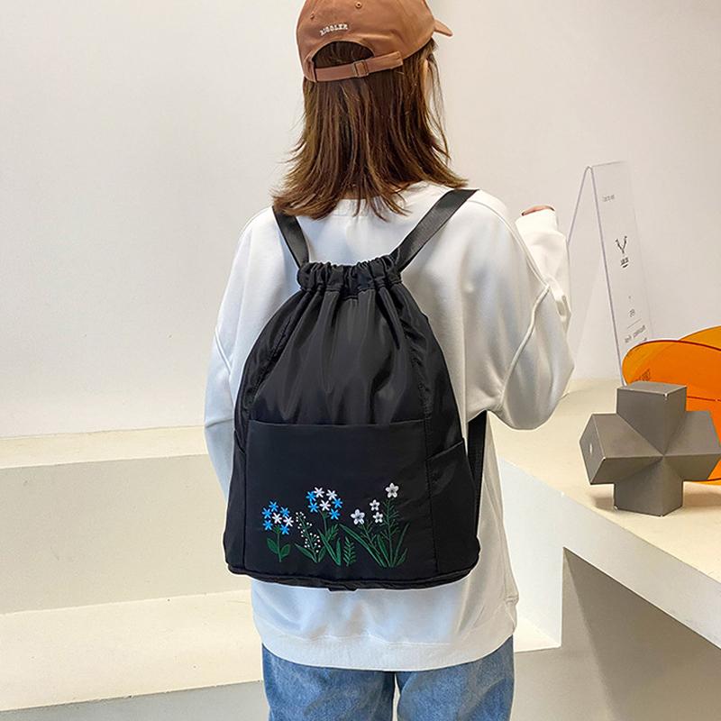Multifunktionale Reisetasche bestickt mit Kordel | Karnz