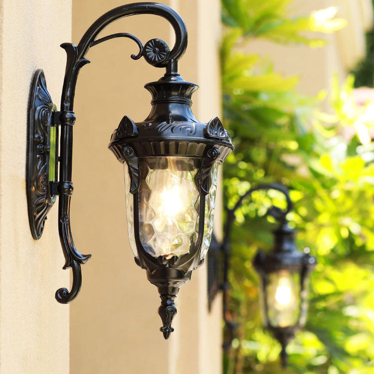 Traditionelle europäische Zylinderlaterne Aluminium Glas 1-Licht Außenwandlampe für Außenpatio | Karnz