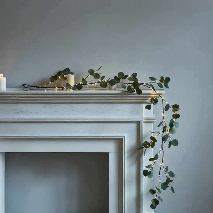 Karnz | Botanische Girlande Licht