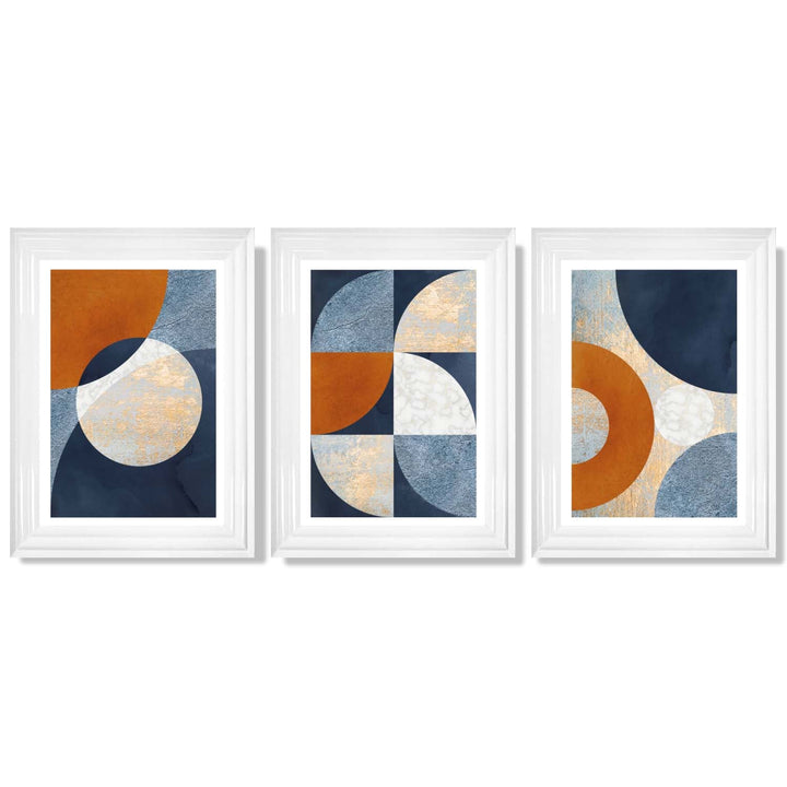 Abstraktes geometrisches Set aus 3 gerahmten Kunstdrucken in Marineblau, Orange und Gold