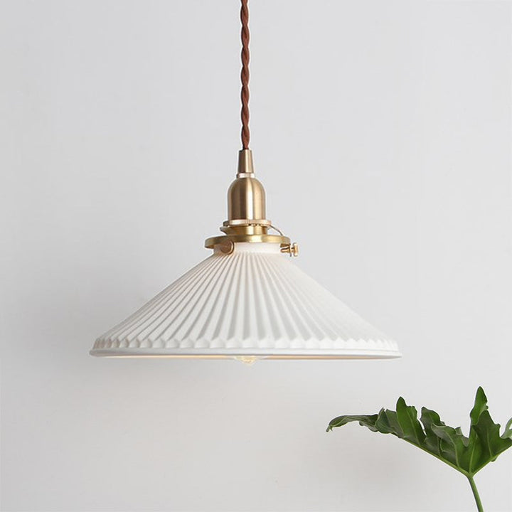 Rippige Kegel Pendelleuchte Keramik Esszimmerbe lighting | Karnz