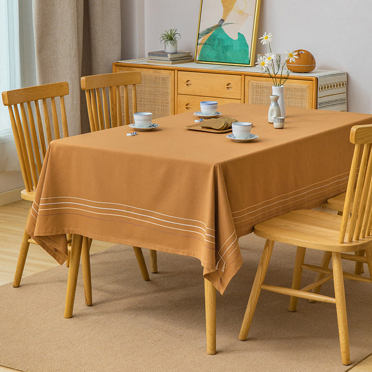 Rechteckige Tischdecke aus Baumwollmix mit feiner Linienbordüre und bügelleichtem Finish Karnz
