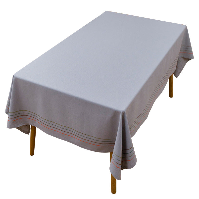Rechteckige Tischdecke aus Baumwollmix mit feiner Linienbordüre und bügelleichtem Finish Karnz