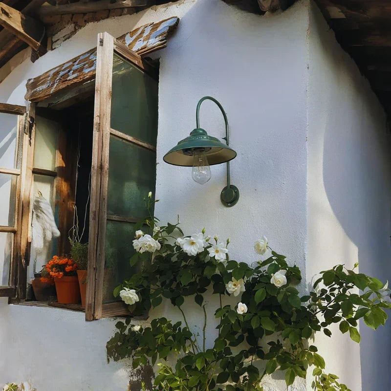 Heritage Solar-Wandlampe | Karnz