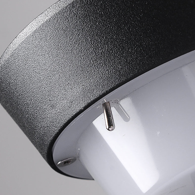 Moderne Einfachheit Wasserdichte Solar Ronde Aluminium Acryl Außenlichter Für Garten | Karnz
