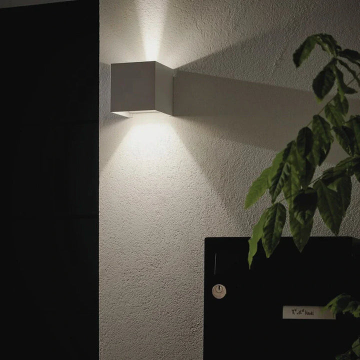 Architektonische Wandwürfelleuchte | Karnz