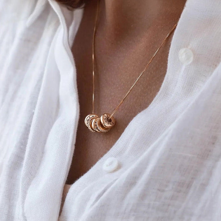 Karnz | 18k personalisierte Name zierliche Diamant Disc Halskette