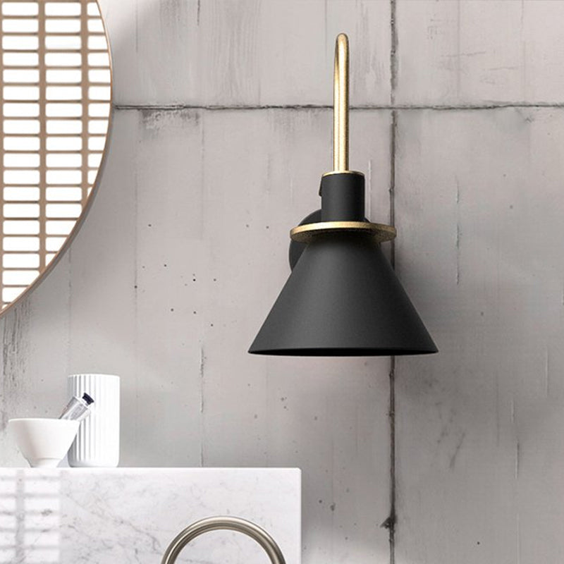 Schwarz/Weiß/Grün Kegel Wandlampe Macaron 1-Licht Metall Wandleuchte mit gebogenem Arm für Schlafzimmer, Warm/weißes Licht | Karnz