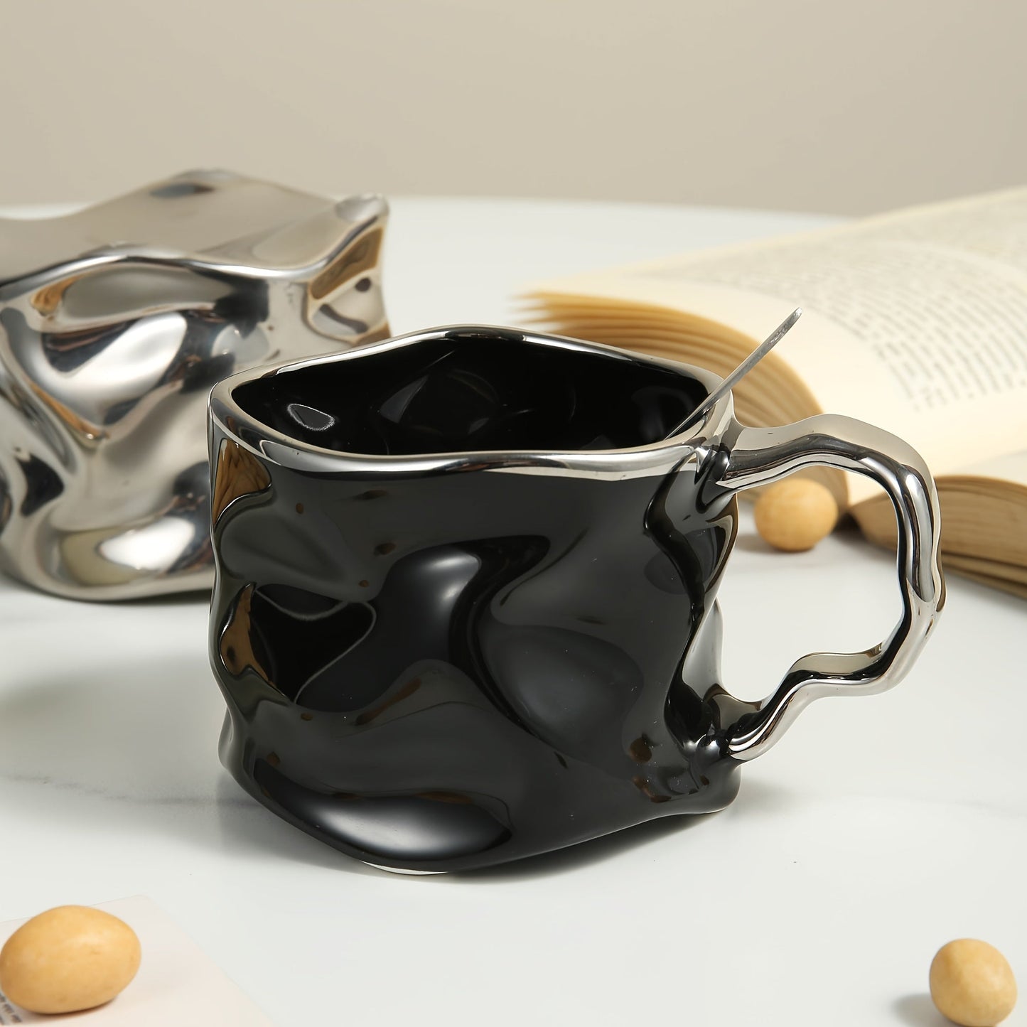 CreArt Becher – Handgemachte Keramiktasse mit einzigartigem zerknitterten Design | Karnz