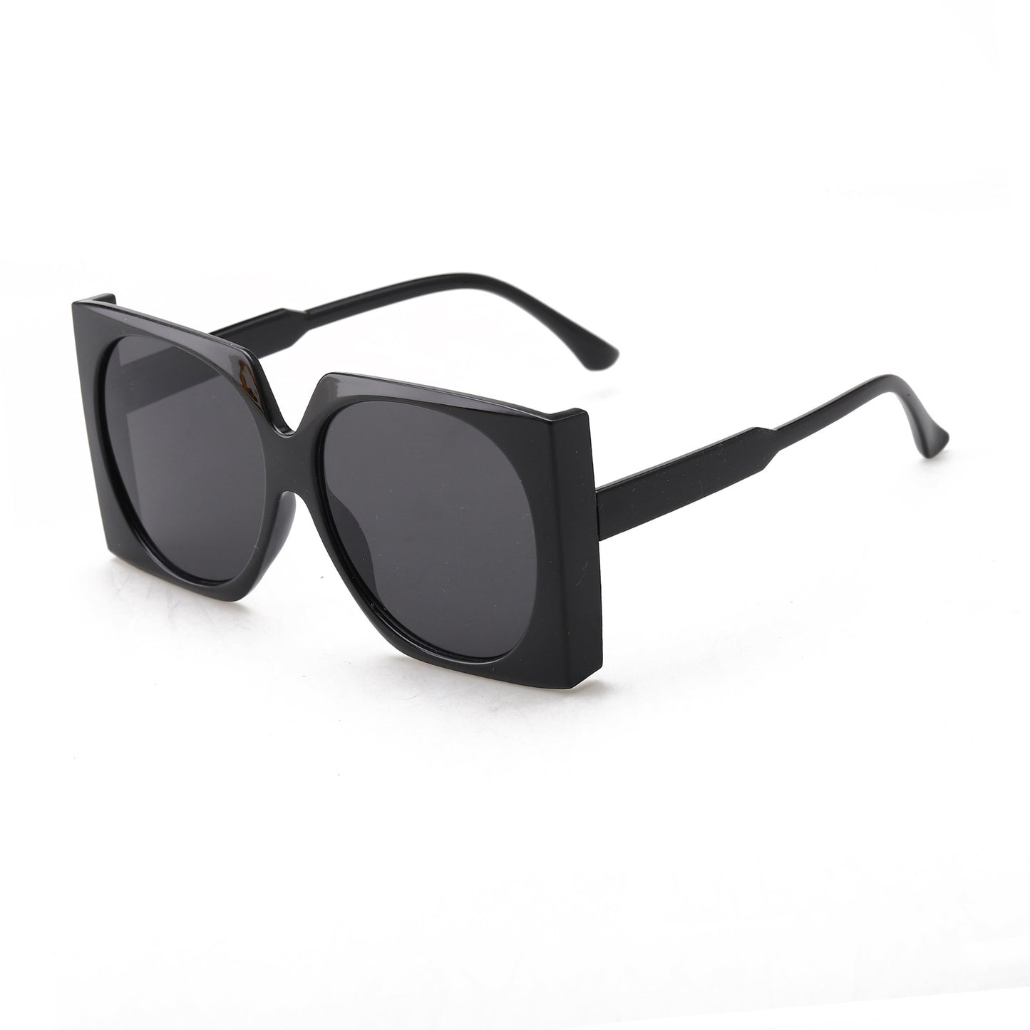 Damen Oversized Sonnenbrille im eleganten Rahmen Karnz