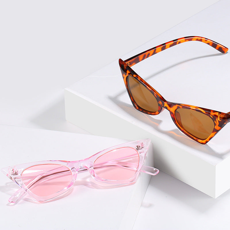 Damen Katzenaugen-Sonnenbrille mit kunstvollem Rahmen und UV-Schutz Karnz