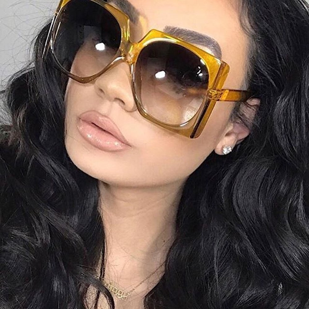 Damen Oversized Sonnenbrille im eleganten Rahmen Karnz