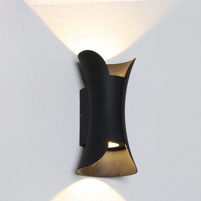 Klein/Groß Flackernde LED Wandleuchte Modern Metall 2 Glühbirnen Schwarz/Weiß/Weiß-Gold Auf Ab Licht für Terrasse | Karnz
