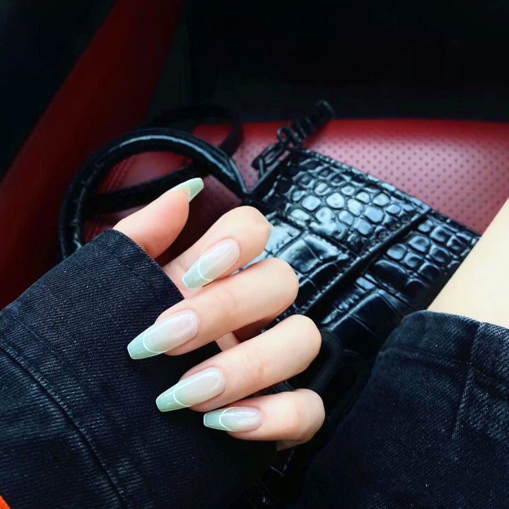 Elegante Press-On-Nagelerweiterungen