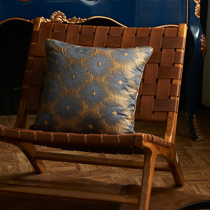 Dekoratives strukturiertes Kissen