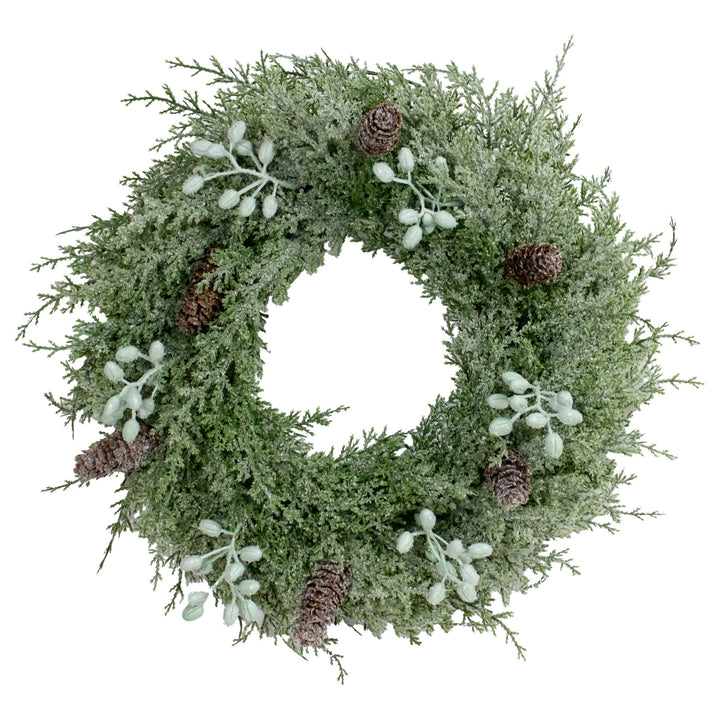 Weihnachtskranz mit Tannenzapfen