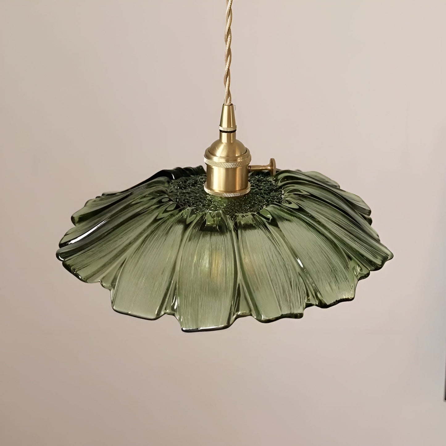 Hängeleuchte mit floralem Motiv – Warmes Licht & stilvolles Design | Für Ihr Zuhause | Karnz