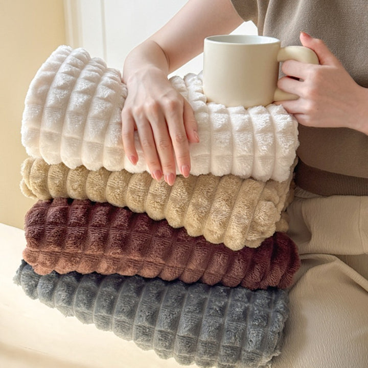 Warme Flanell-Wohndecke mit Struktur, ganzjährig geeignet