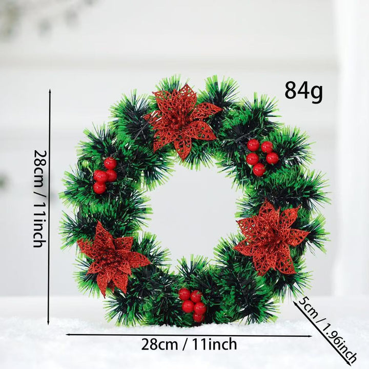 Dekorativer Weihnachtskranz mit festlichen Akzenten