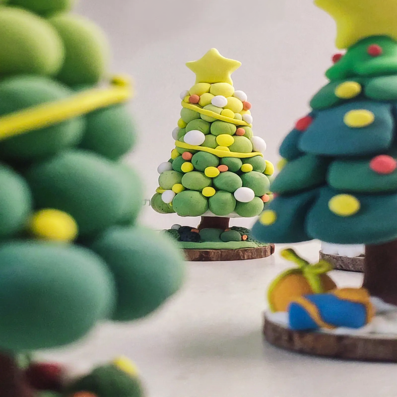 DIY-Weihnachtsbaum-Bastelset aus Modelliermasse