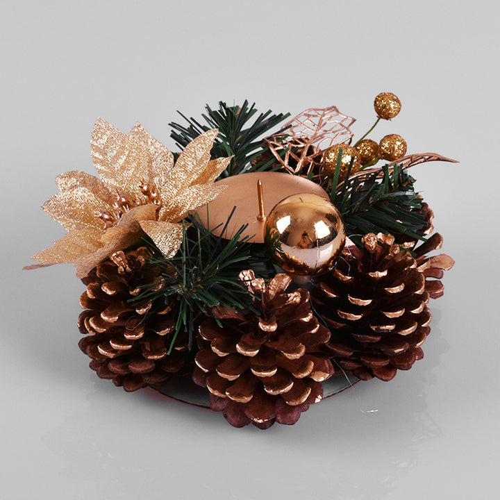 Handgefertir Weihnachtskranz für Kerzenhalter