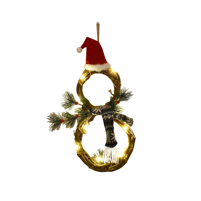 Handgefertir Weihnachtskranz aus Holz