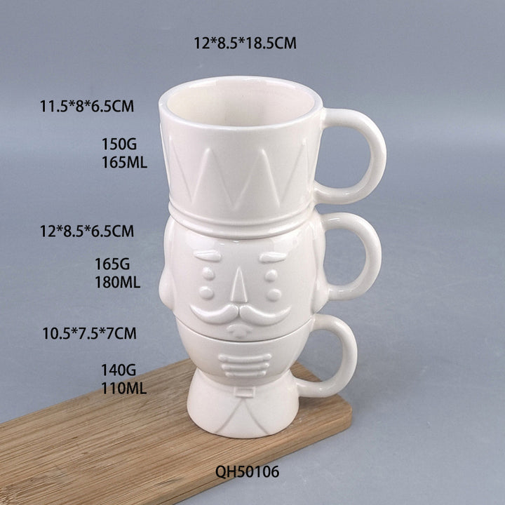 Keramik-Tasse mit Nussknacker-Motiv, 420 ml