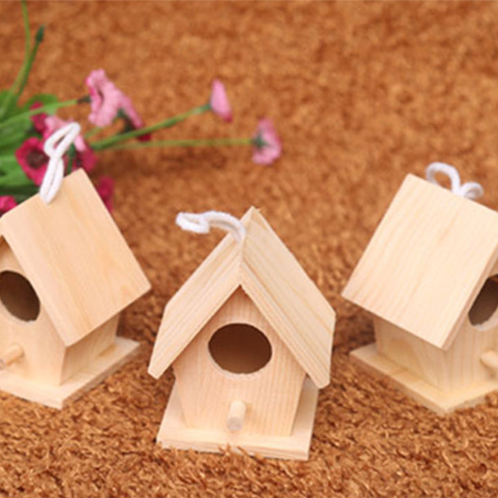 DIY Mini-Vogelhaus aus Kiefernholz