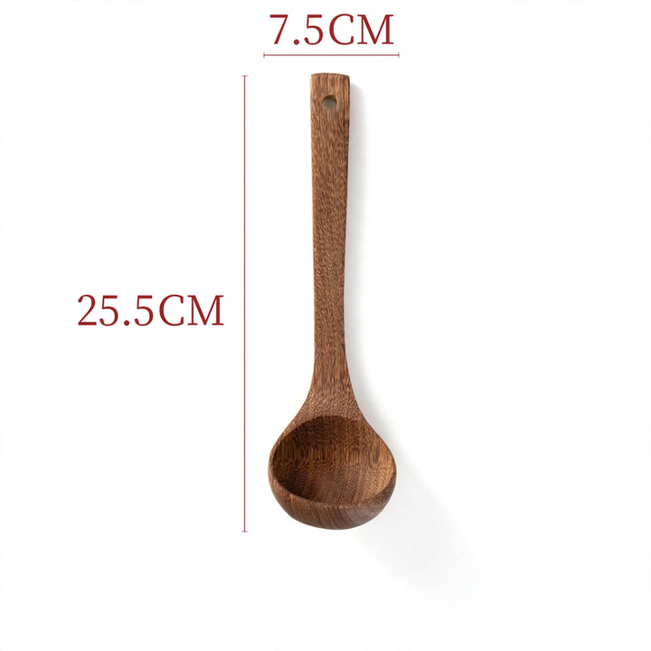 Kochbesteck aus Holz, verschiedene Formen