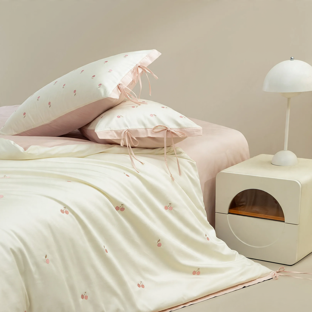 Baumwoll-Bettwäsche-Set mit Kirsch-Design