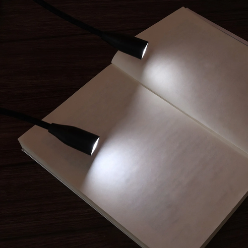 Multifunktionale LED-Nackenleuchte für nächtliche Aktivitäten