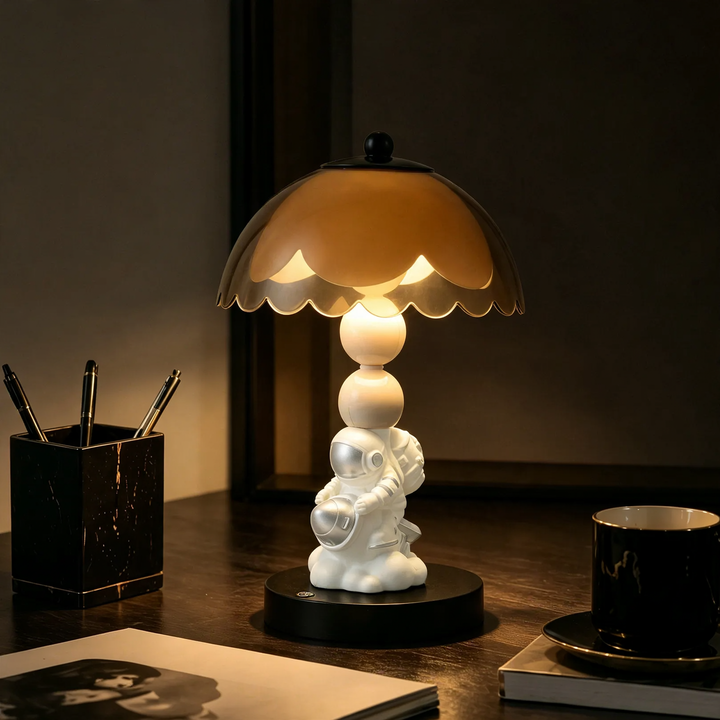 Cartoon Astronaut Nachttischlampe